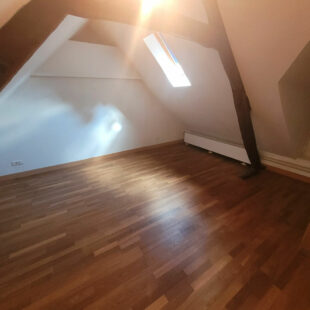 Maison  6 pièce(s) 160 m2