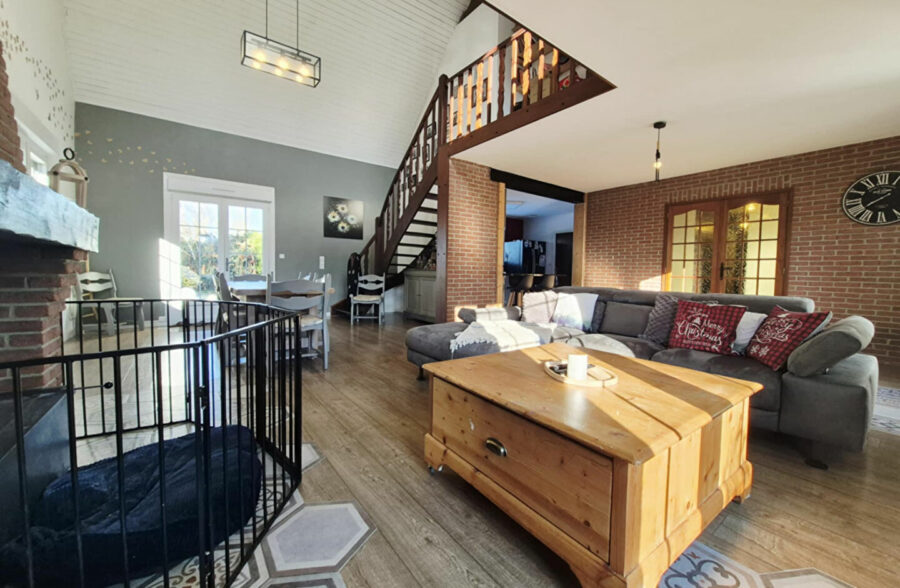 Maison de Campagne semi plain pied 4 chambres 2 salles de bain sous sol complet