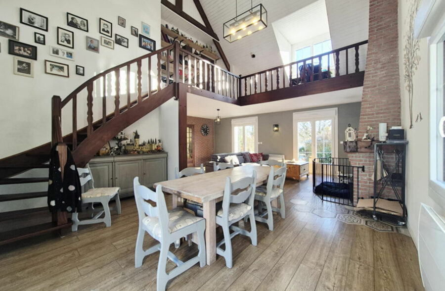 Maison de Campagne semi plain pied 4 chambres 2 salles de bain sous sol complet