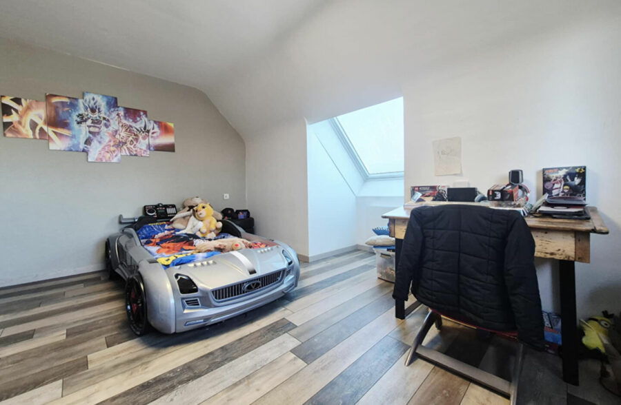 Maison de Campagne semi plain pied 4 chambres 2 salles de bain sous sol complet