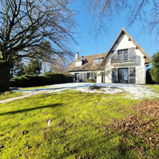 Maison de Campagne semi plain pied 4 chambres 2 salles de bain sous sol complet