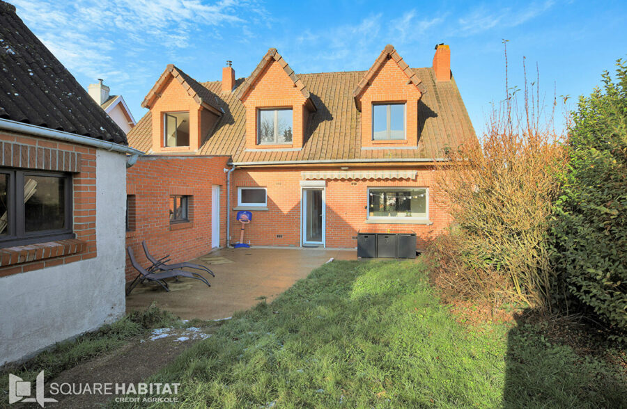 Maison familiale individuelle semi plain pied 5 chambres