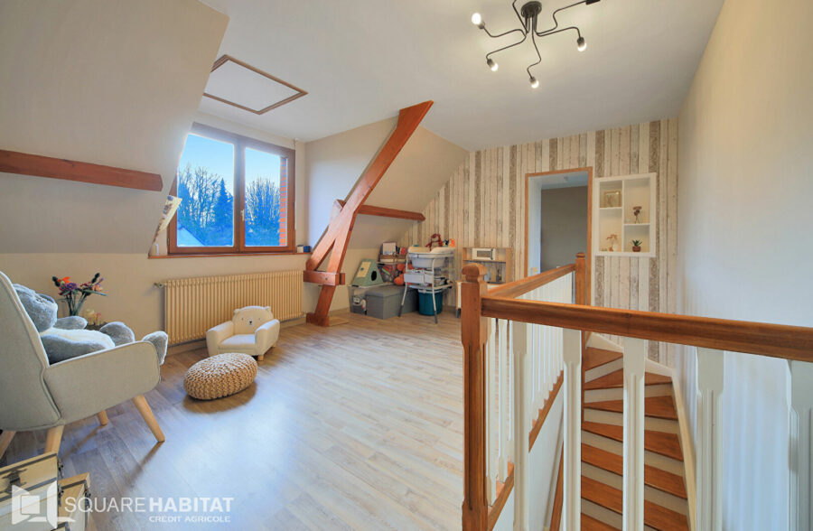 Maison familiale individuelle semi plain pied 5 chambres