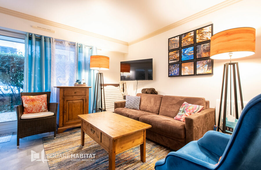 Chamant  studio cabine avec terrasse!