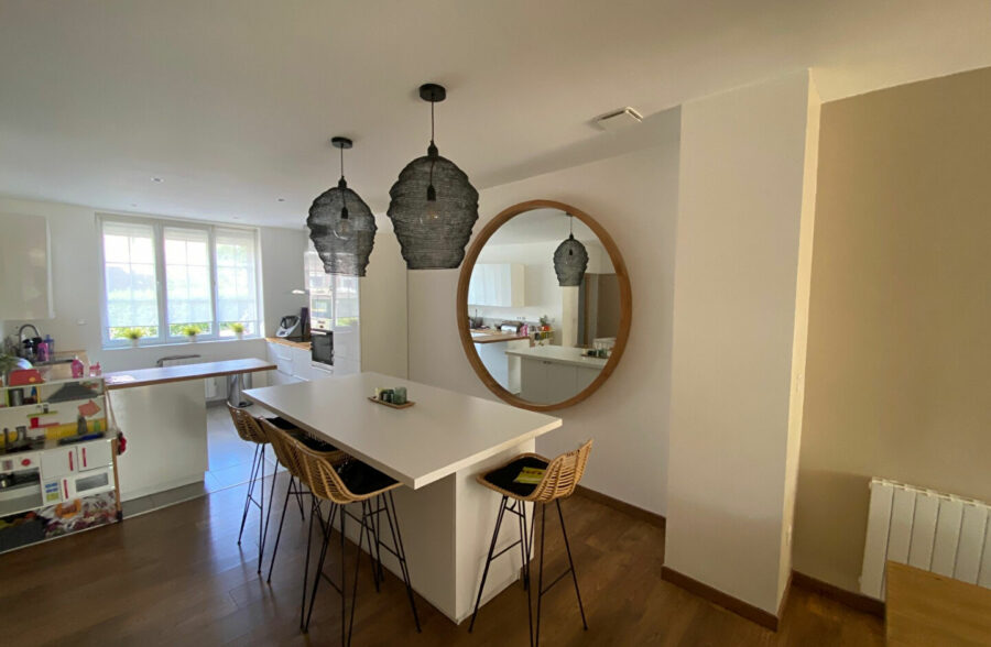 Maison lumineuse entièrement rénovée