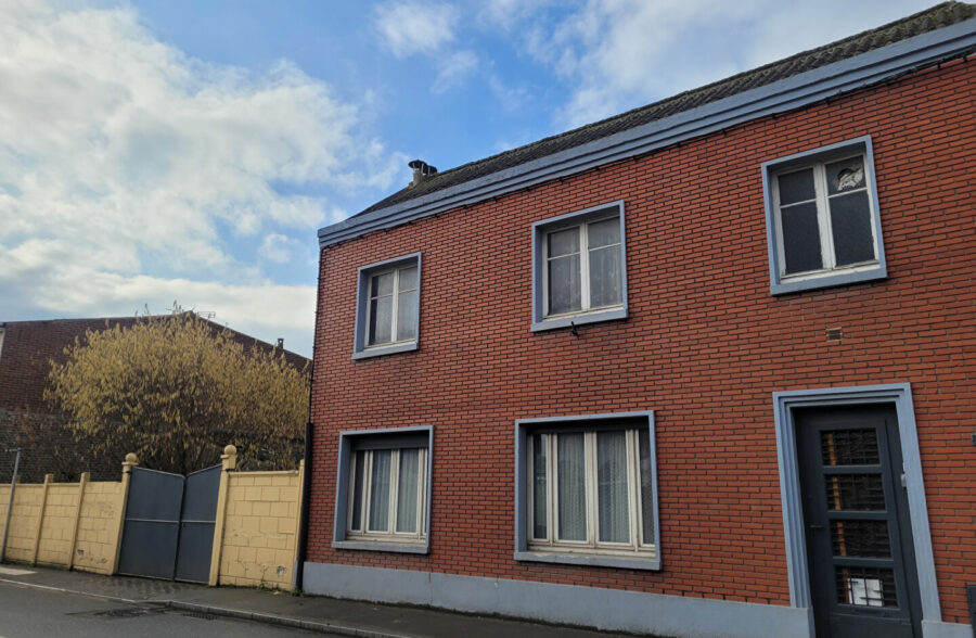 MAISON + HANGAR ET DEPENDANCES &nbsp;Sous compromis&nbsp;