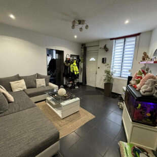 Maison semi individuelle semi plain pied