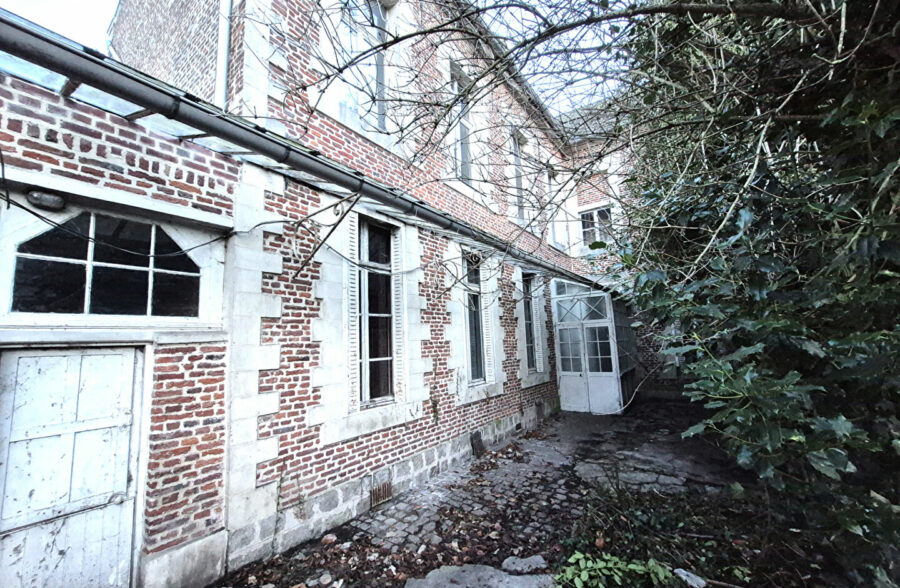 Maison Bourgeoise Cambrai 8 pièce(s) 200 m2
