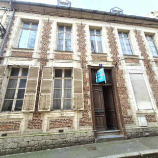 Maison Bourgeoise Cambrai 8 pièce(s) 200 m2