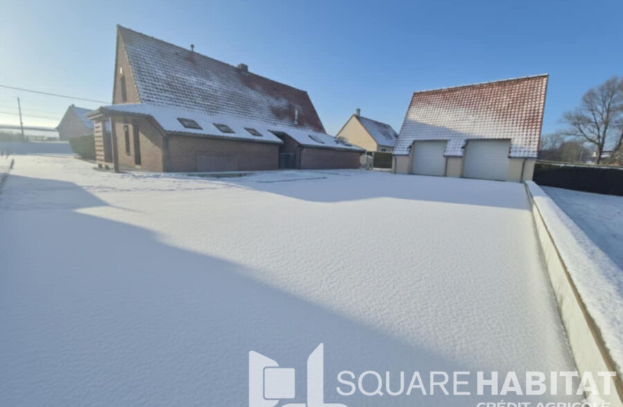 Maison Sachin 8 pièce(s) 141 m2