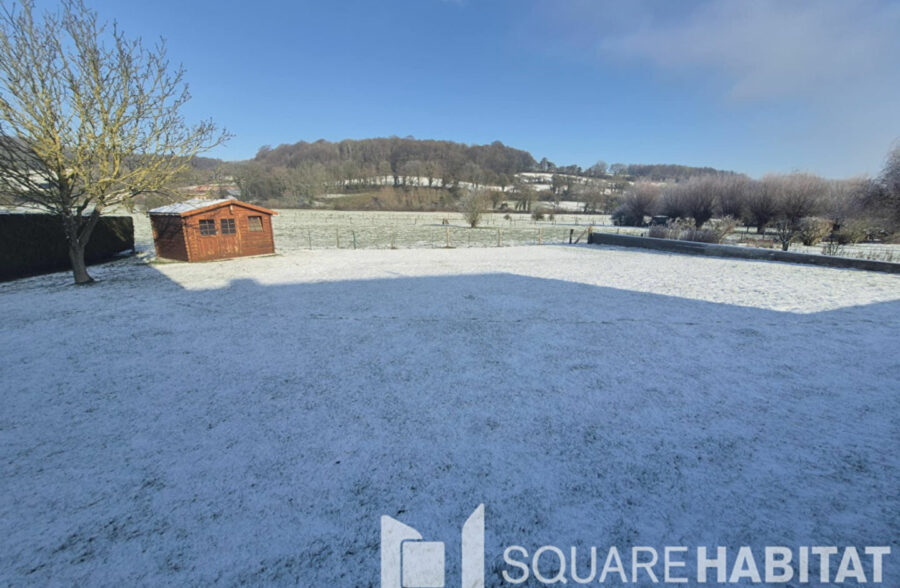 Maison Sachin 8 pièce(s) 141 m2