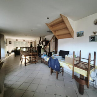 Corps de ferme Lespesses