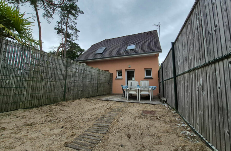 Maison récente , Quend les pins , 2 chambres , jardin et parking !!