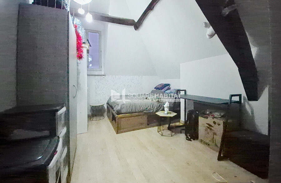 TYPE 2 SUR LA GRAND PLACE + PARKING