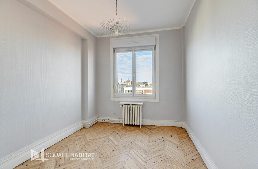 LILLE – REPUBLIQUE – T3  66m² + cave + box