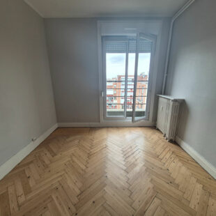 LILLE – REPUBLIQUE – T3  66m² + cave + box