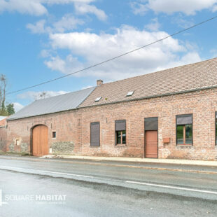 CORP DE FERME AVEC GRANGE ET TERRAIN DE 6200  M² <small>&nbsp;Sous compromis&nbsp;</small>