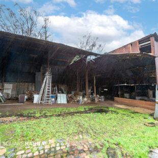 CORP DE FERME AVEC GRANGE ET TERRAIN DE 6200  M² <small>&nbsp;Sous compromis&nbsp;</small>
