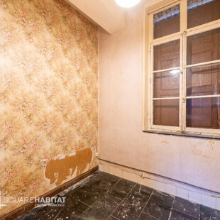 CORP DE FERME AVEC GRANGE ET TERRAIN DE 6200  M² <small>&nbsp;Sous compromis&nbsp;</small>