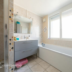 Maison  6 pièce(s) 110 m2