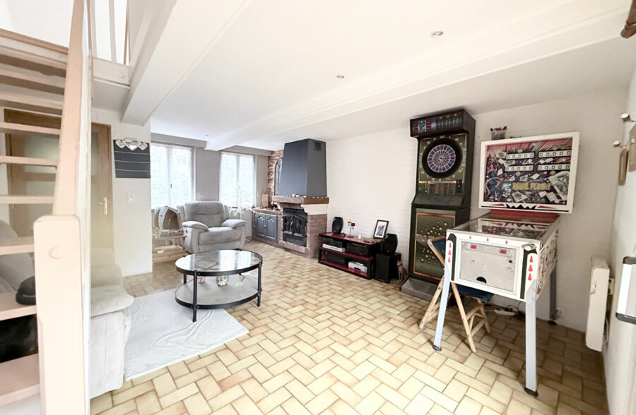 Roncq Blanc Four Semi plain-pied de plus de 100 m2