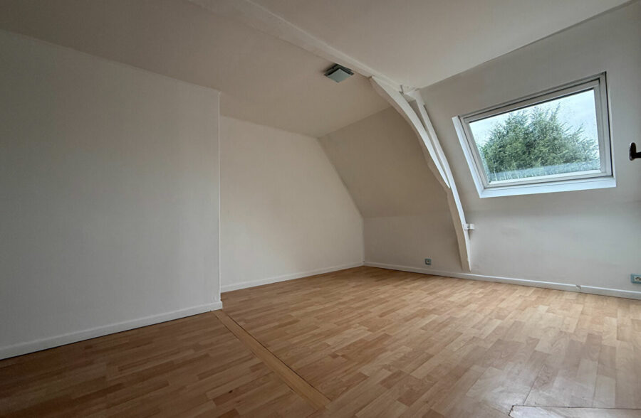 Roncq Blanc Four Semi plain-pied de plus de 100 m2