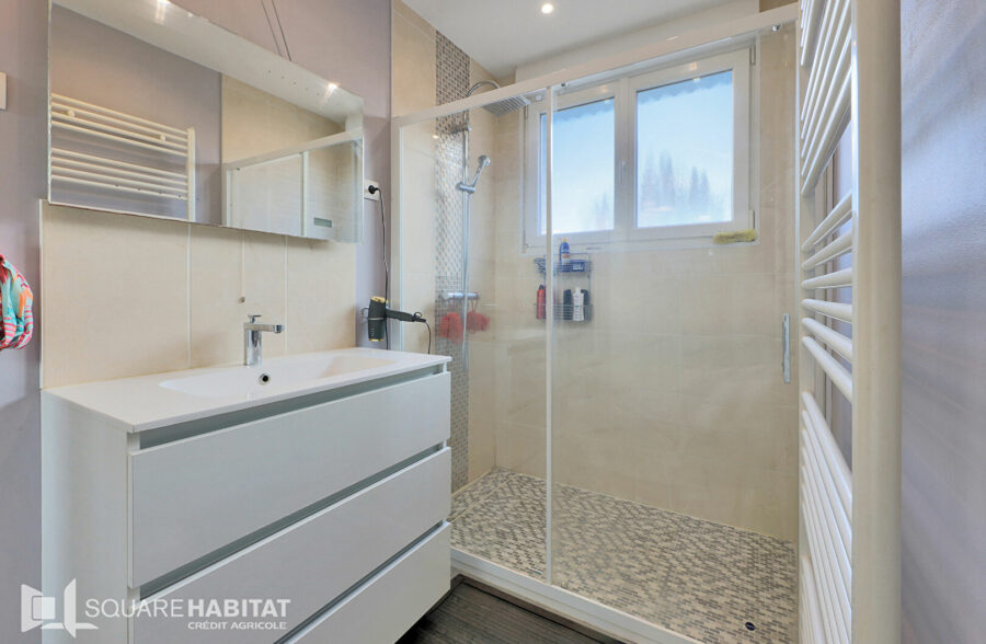 Maison Guesnain 7 pièce(s) 170.17 m2