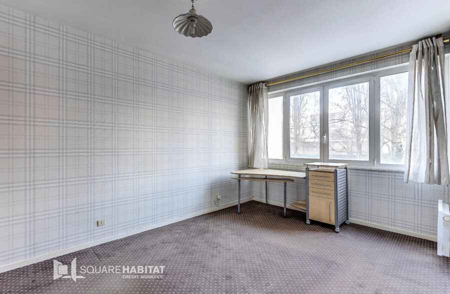 Appartement T3 avec garage, balcon et cave – Résidence sécurisée avec concierge