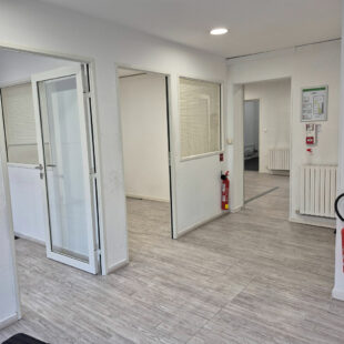 Local commercial Lens 65 m2