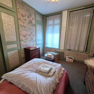 WAZEMMES / GAMBETTA : Maison 1930 4/5 chambres jardin et cave