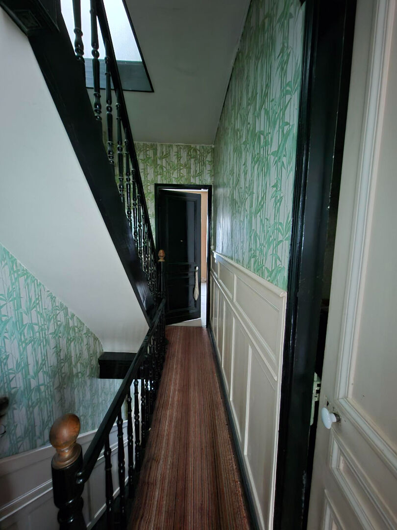 WAZEMMES / GAMBETTA : Maison 1930 4/5 chambres jardin et cave