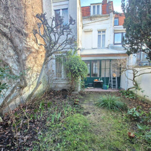 WAZEMMES / GAMBETTA : Maison 1930 4/5 chambres jardin et cave
