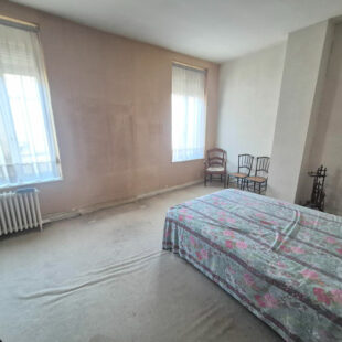 WAZEMMES / GAMBETTA : Maison 1930 4/5 chambres jardin et cave