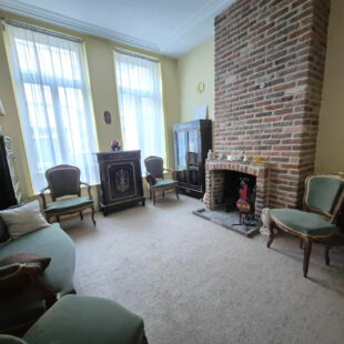 WAZEMMES / GAMBETTA : Maison 1930 4/5 chambres jardin et cave