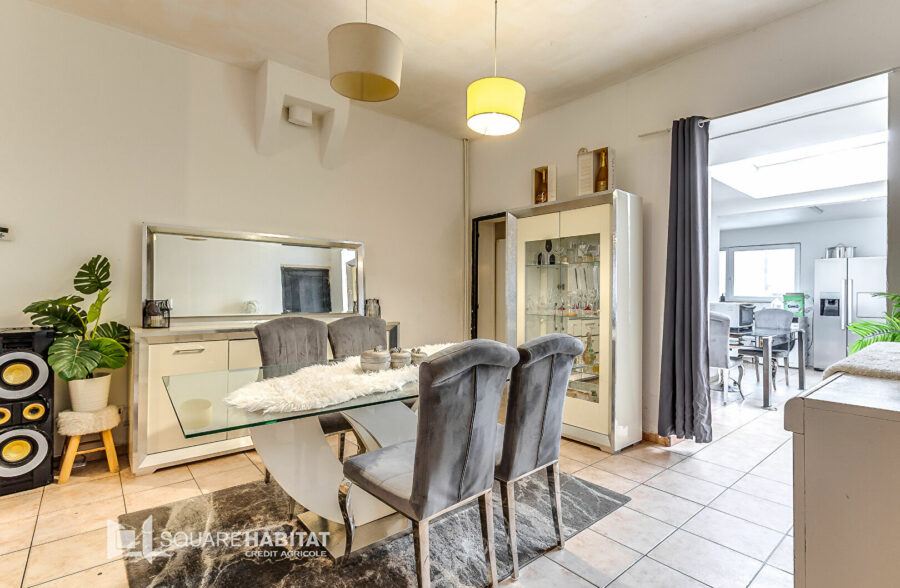 Maison 1930 Large , 5 Chambres ,Jardin ,Secteur Le Pile (Roubaix)